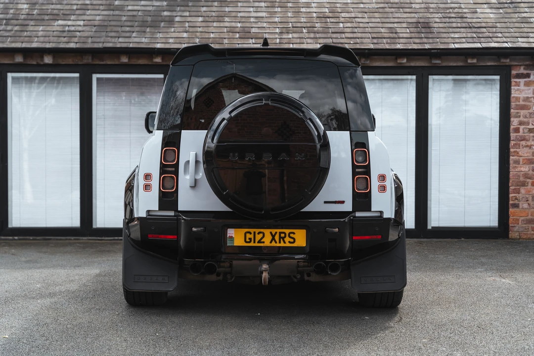 2023 Land Rover Defender 110 - Image 6 of 31