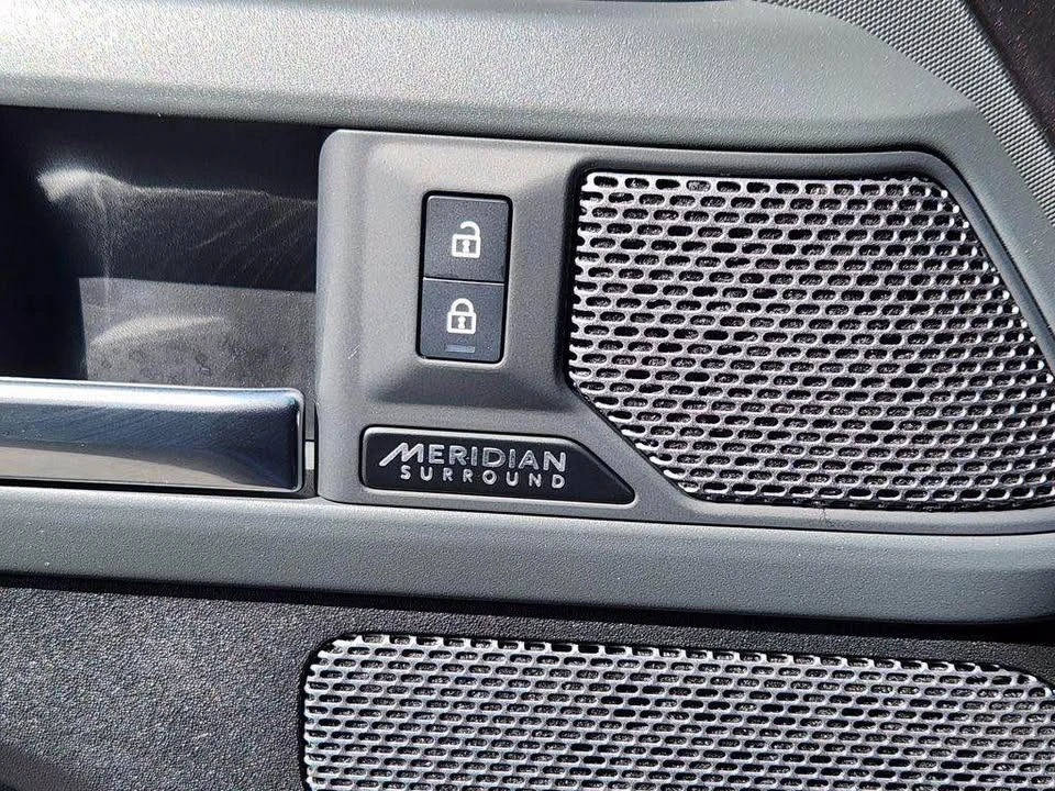 2023 Land Rover Defender L663 - Image 19 of 20