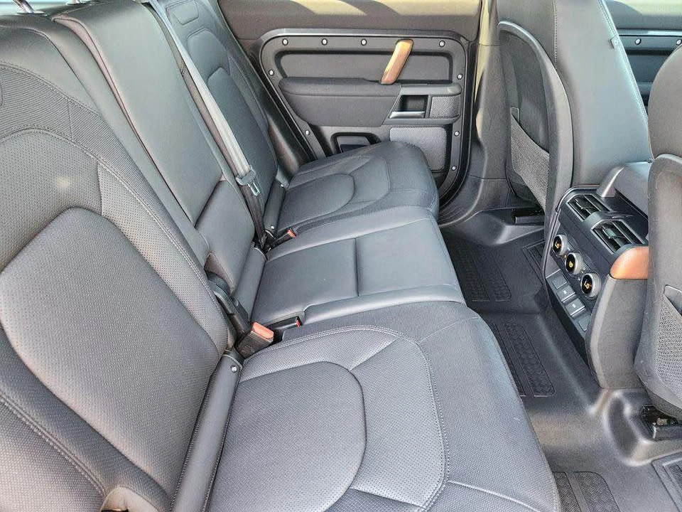 2023 Land Rover Defender L663 - Image 18 of 20