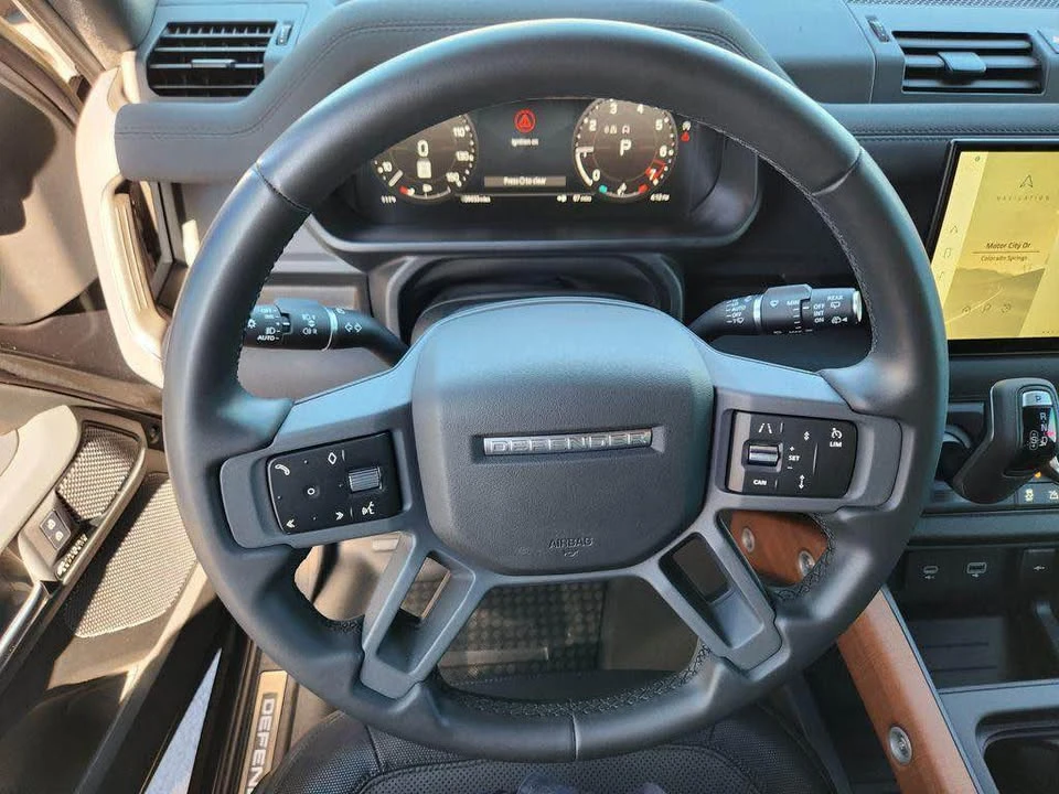 2023 Land Rover Defender L663 - Image 15 of 20