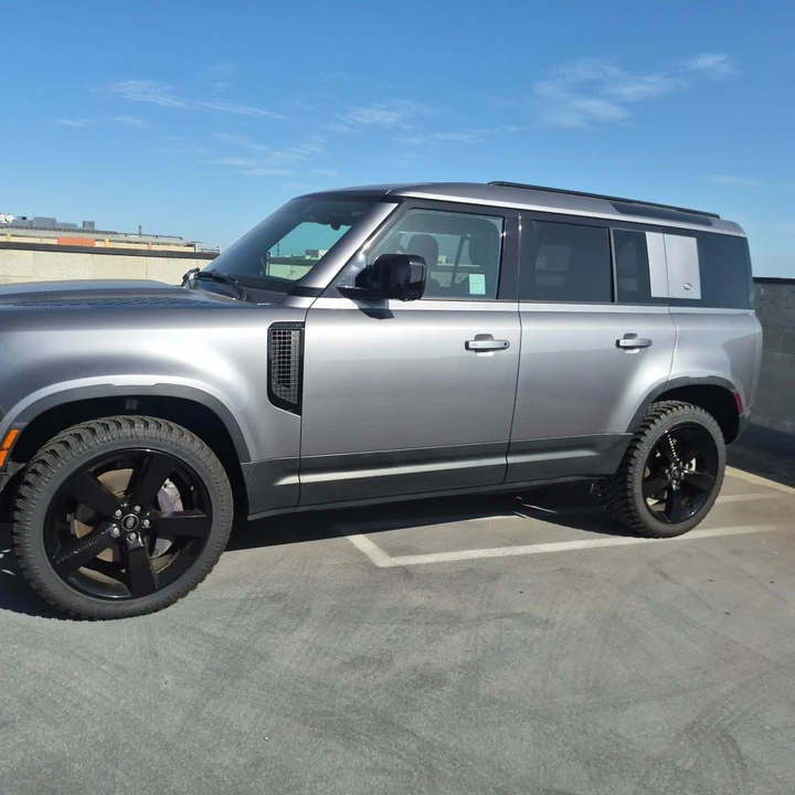 2023 Land Rover Defender L663 - Image 13 of 23
