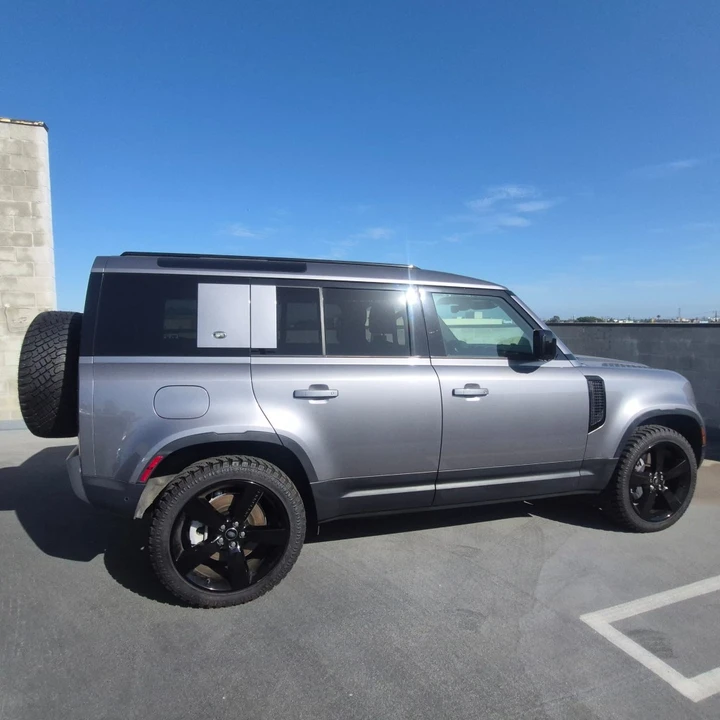 2023 Land Rover Defender L663 - Image 3 of 23