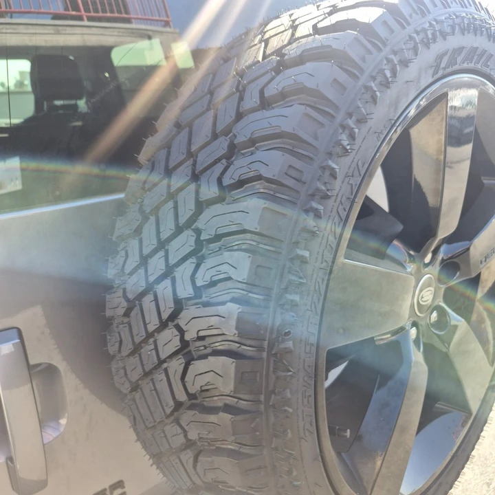 2023 Land Rover Defender L663 - Image 14 of 23