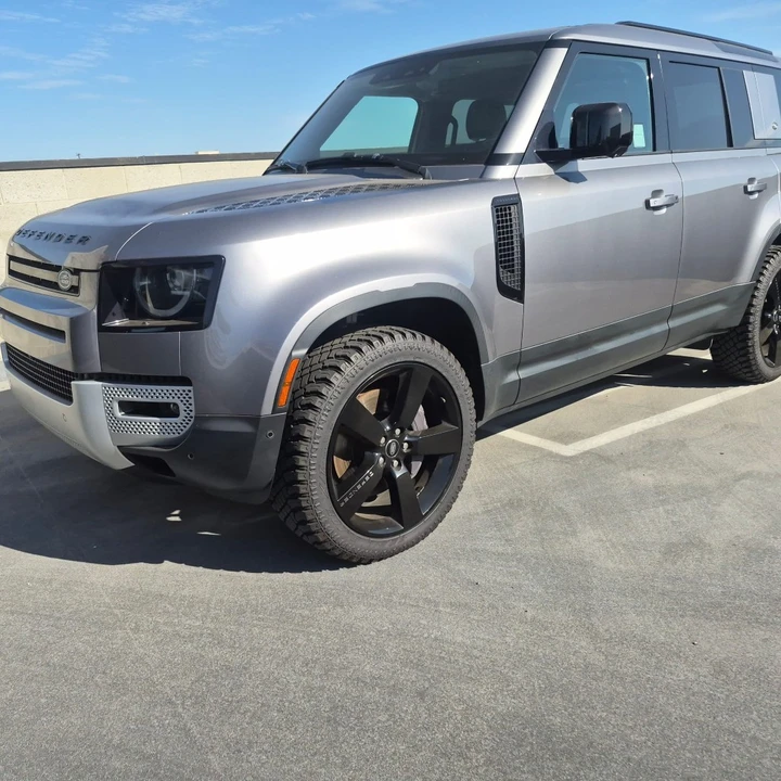 2023 Land Rover Defender L663 - Image 10 of 23