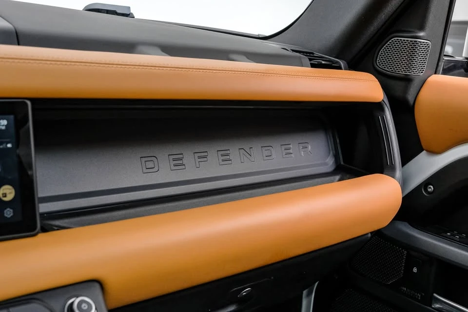 2023 Land Rover Defender L663 - Image 11 of 20