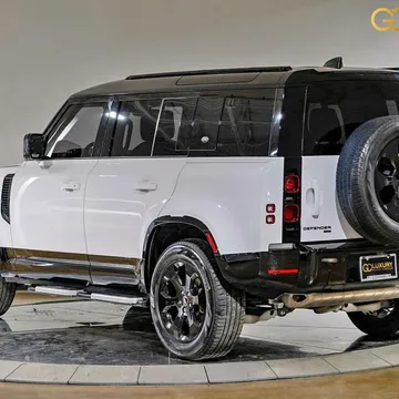 2023 Land Rover Defender 110 X-Dynamic SE