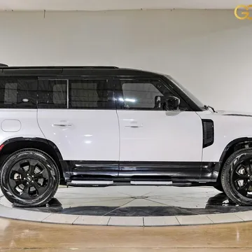 2023 Land Rover Defender 110 X-Dynamic SE