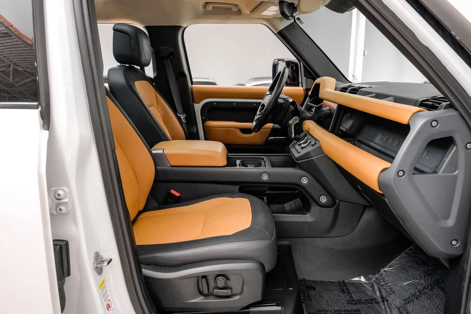 2023 Land Rover Defender L663 - Image 5 of 20