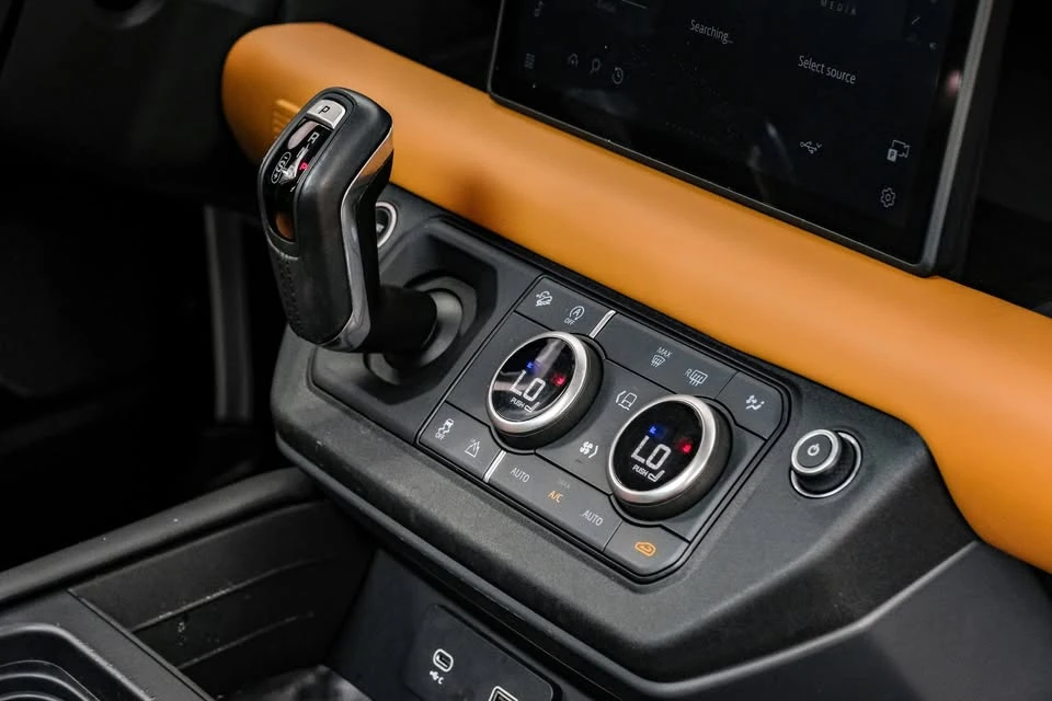 2023 Land Rover Defender L663 - Image 6 of 20