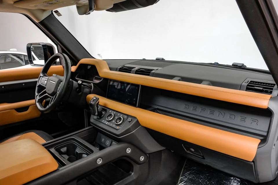2023 Land Rover Defender L663 - Image 12 of 20