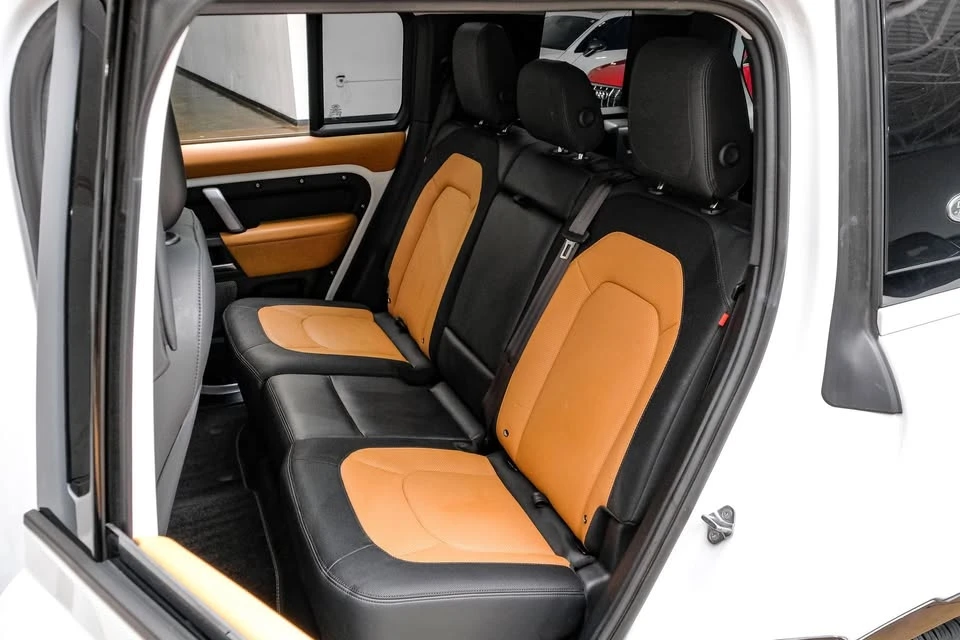 2023 Land Rover Defender L663 - Image 6 of 20