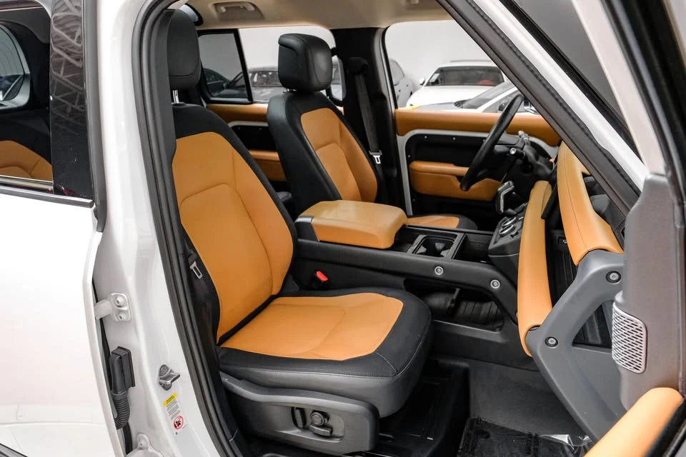 2023 Land Rover Defender L663 - Image 4 of 20