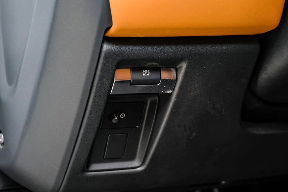 2023 Land Rover Defender L663 - Image 18 of 20
