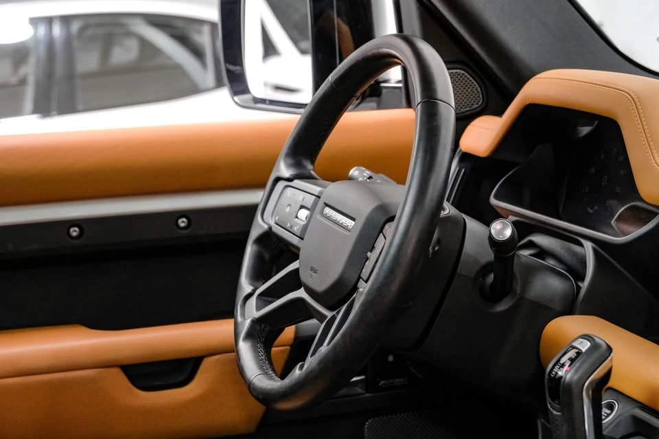 2023 Land Rover Defender L663 - Image 7 of 20