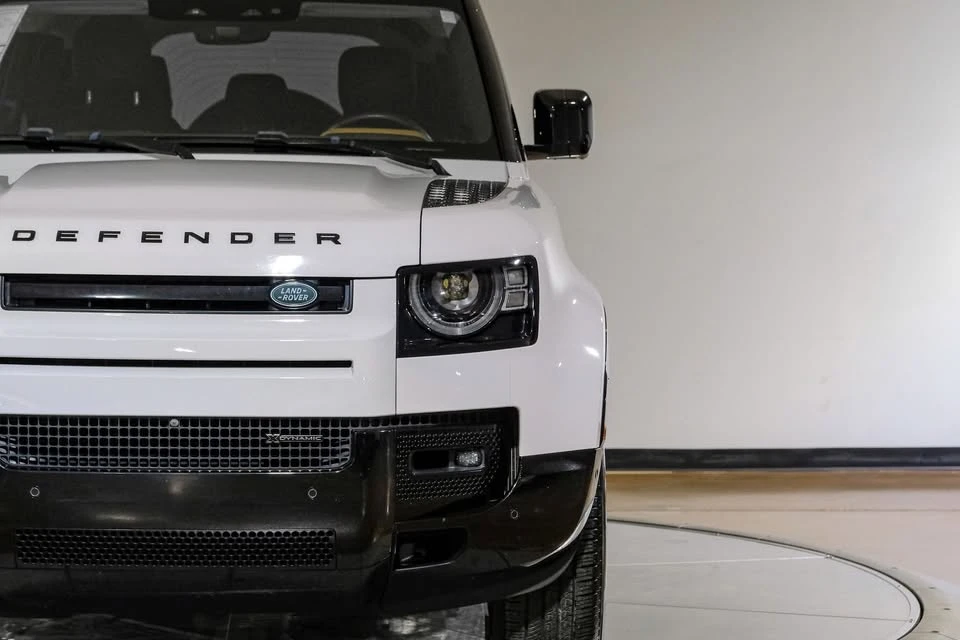 2023 Land Rover Defender L663 - Image 13 of 20