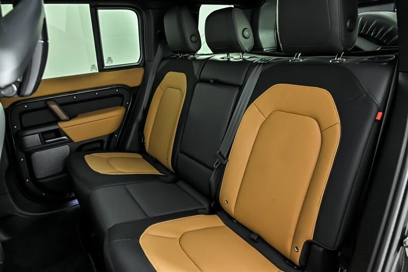 2023 Land Rover Defender L663 - Image 20 of 31