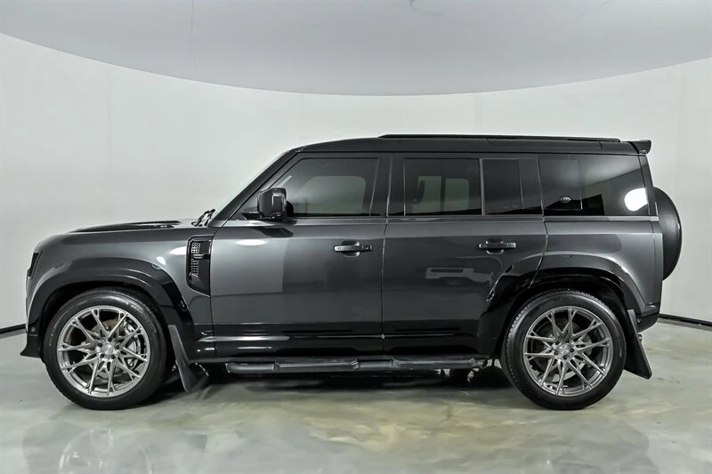 2023 Land Rover Defender L663 - Image 7 of 31