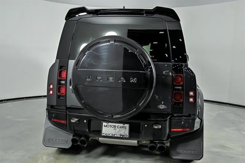 2023 Land Rover Defender L663 - Image 9 of 31