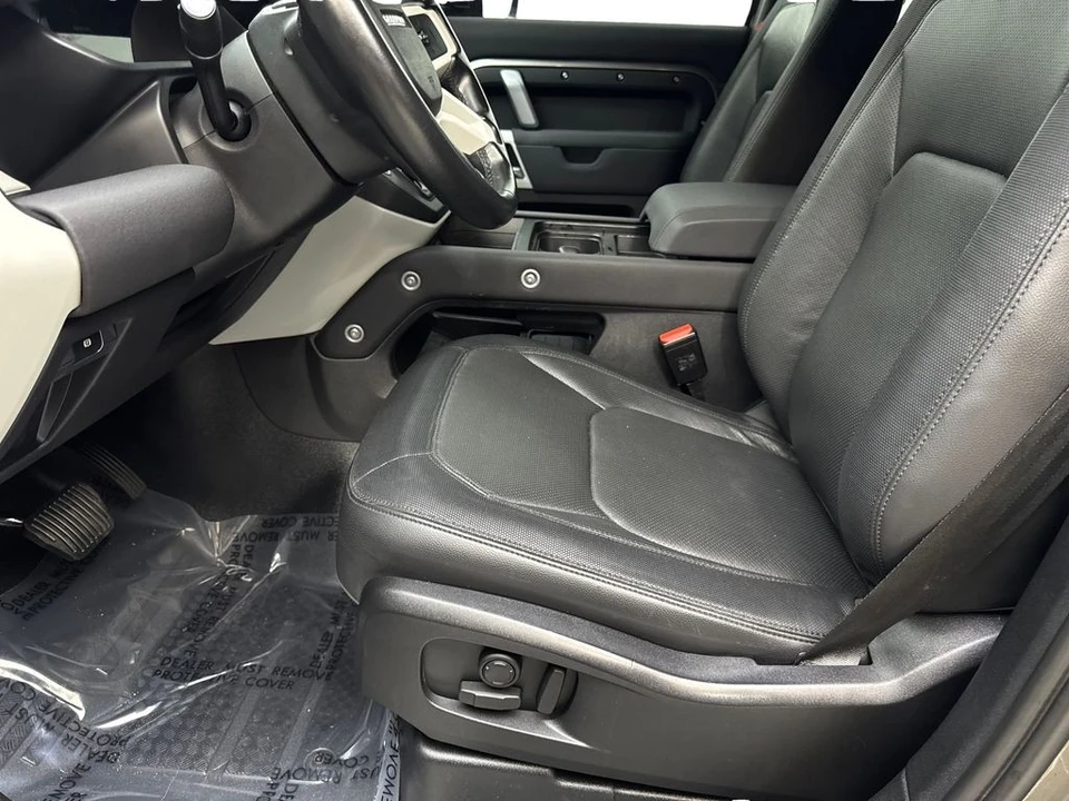 2023 Land Rover Defender L663 - Image 25 of 31