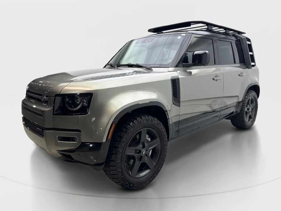 2023 Land Rover Defender L663 - Image 2 of 31