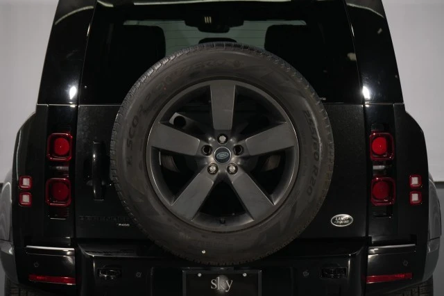 2023 Land Rover Defender L663 - Image 17 of 21