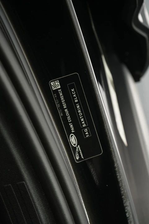 2023 Land Rover Defender L663 - Image 29 of 31