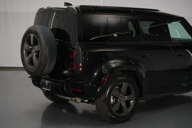 2023 Land Rover Defender L663 - Image 14 of 21