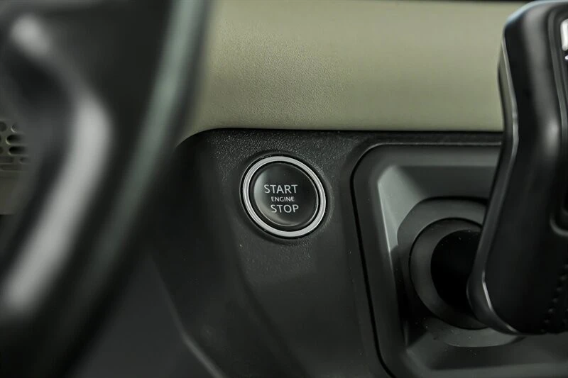 2023 Land Rover Defender L663 - Image 24 of 29