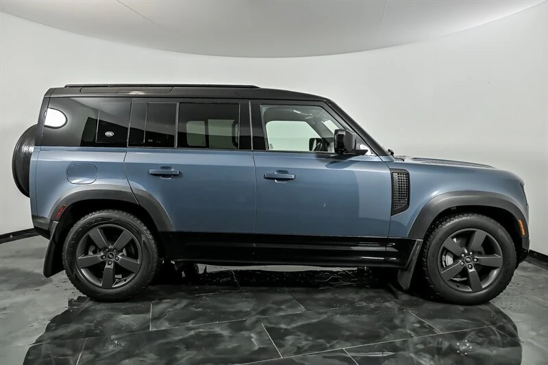2023 Land Rover Defender L663 - Image 9 of 29