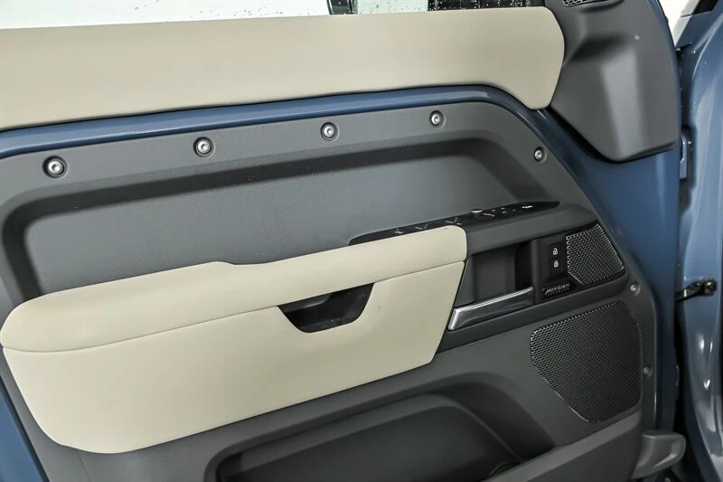 2023 Land Rover Defender L663 - Image 11 of 29