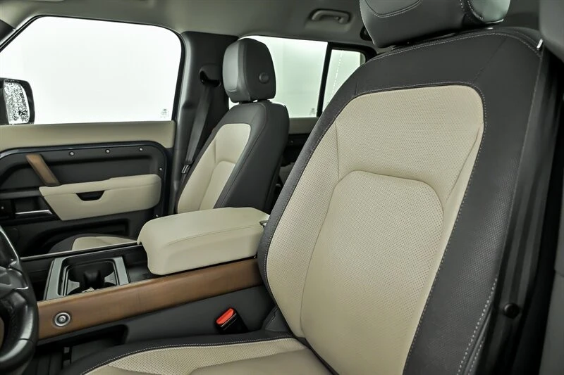 2023 Land Rover Defender L663 - Image 15 of 29
