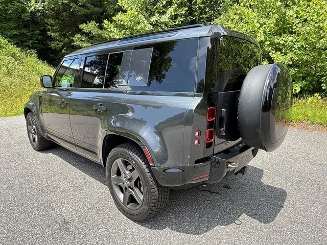 2023 Land Rover - Image 8 of 31