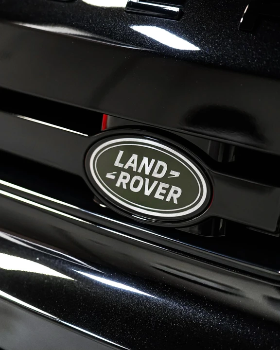 2023 Land Rover Defender L663 - Image 29 of 31