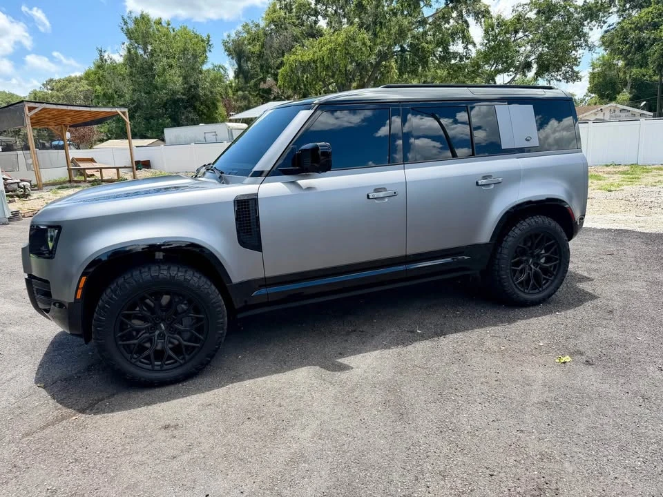 2023 Land Rover Defender L663 - Image 3 of 20
