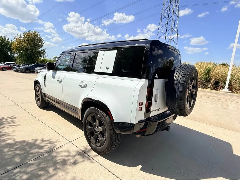 2023 Land Rover Defender L663 - Image 2 of 10