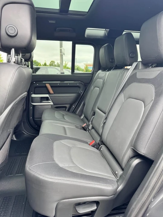 2023 Land Rover Defender L663 - Image 14 of 17