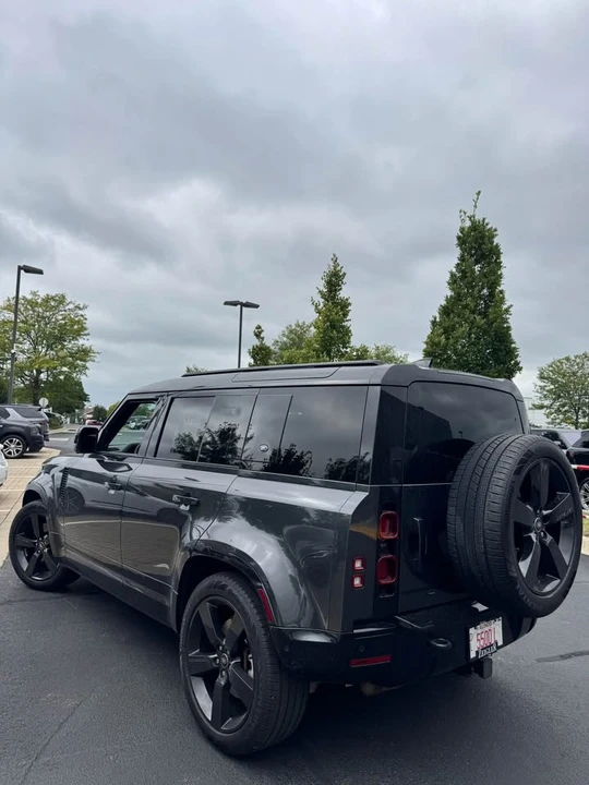 2023 Land Rover Defender L663 - Image 2 of 17
