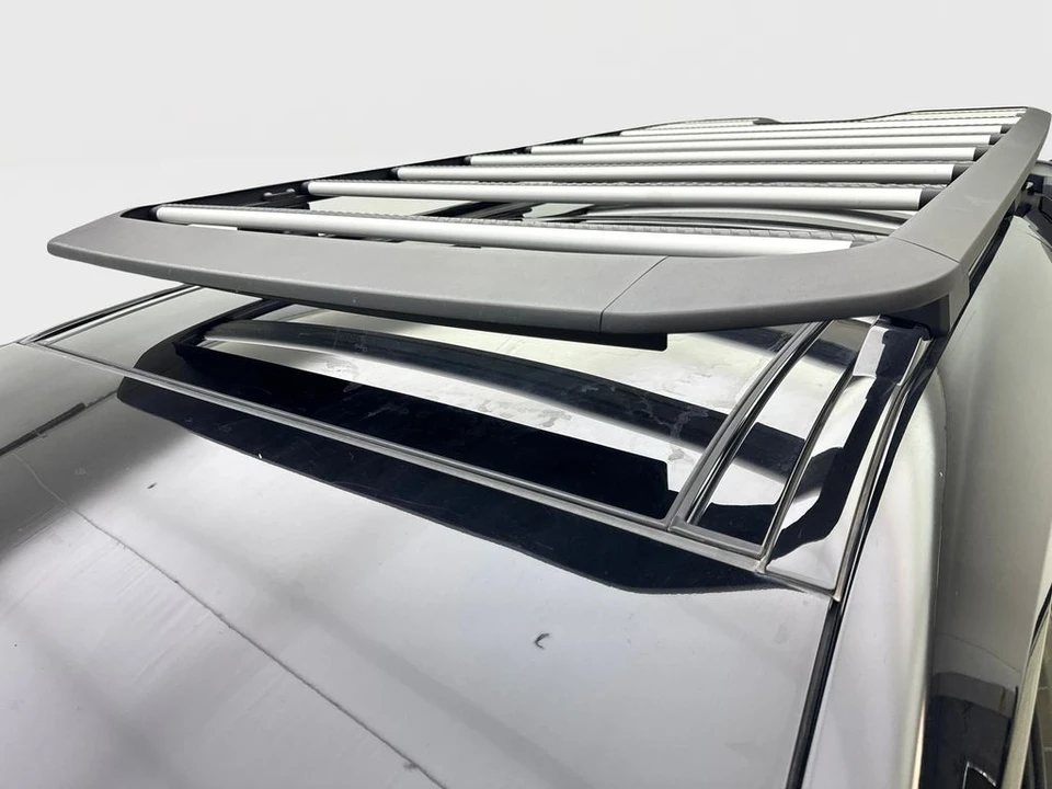 2023 Land Rover - Image 26 of 31