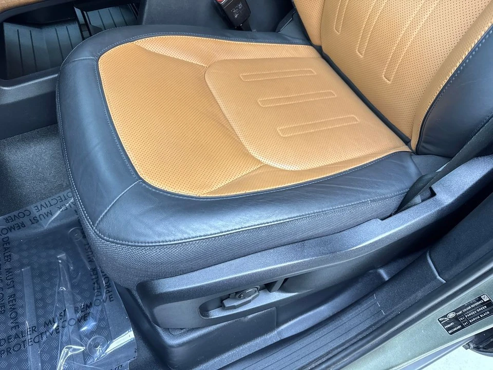2023 Land Rover - Image 30 of 31