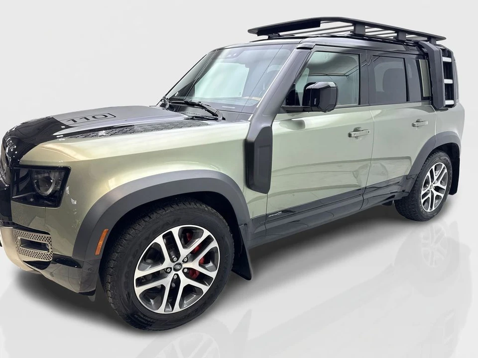 2023 Land Rover - Image 11 of 31