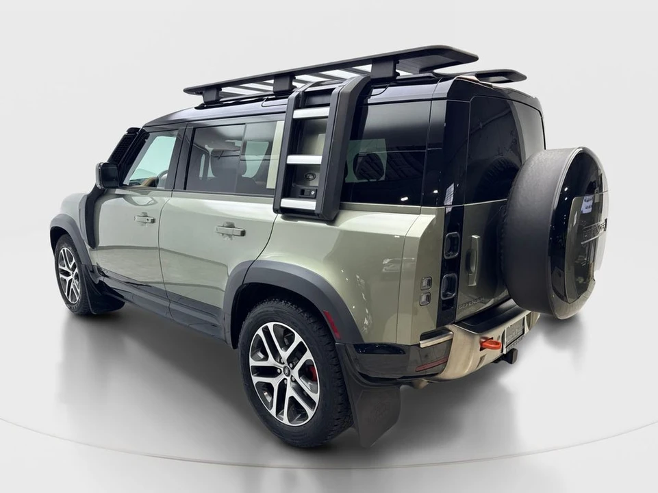 2023 Land Rover Defender L663 - Image 9 of 31