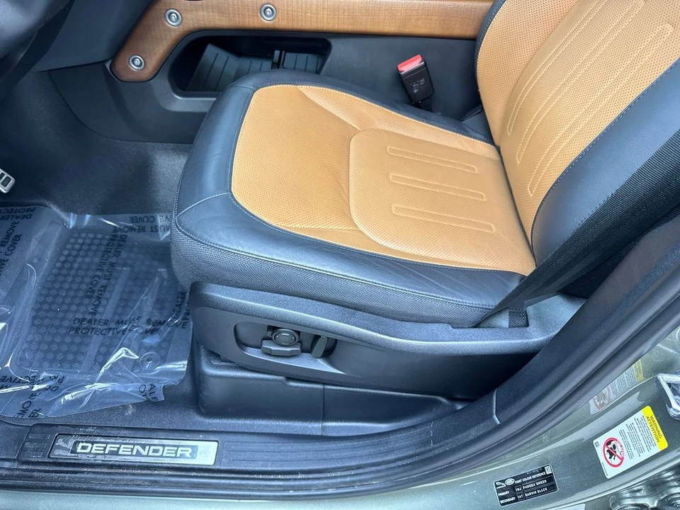 2023 Land Rover - Image 27 of 31