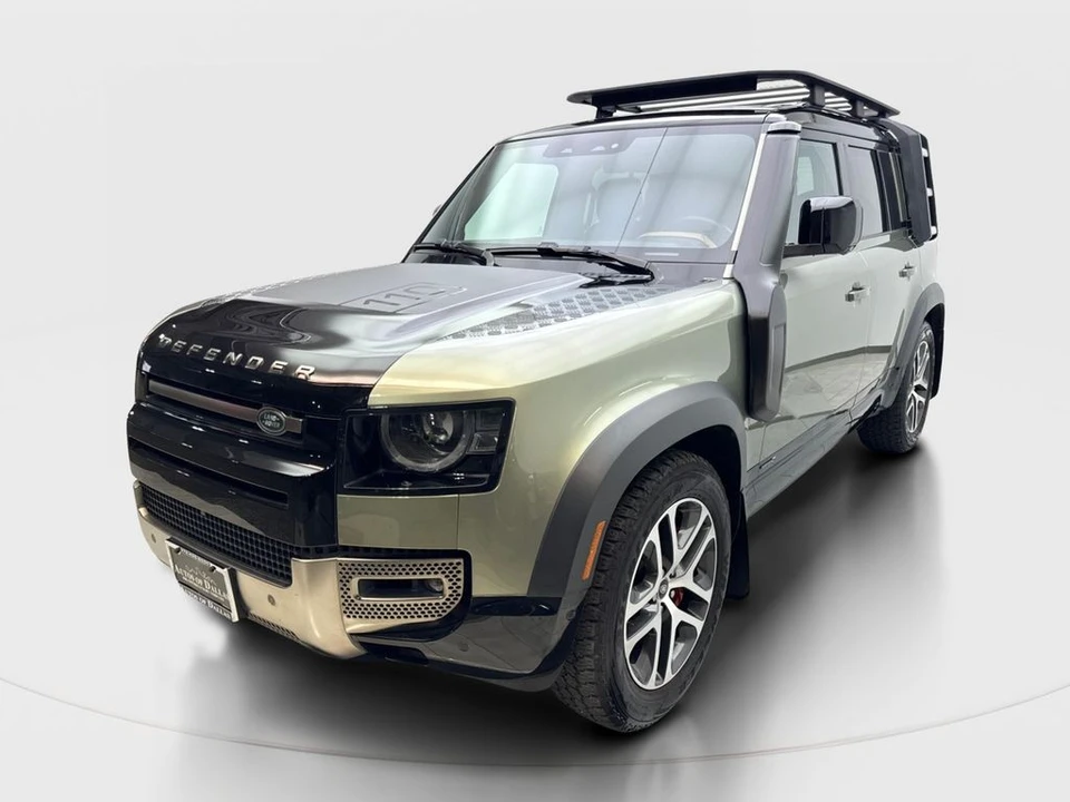 2023 Land Rover - Image 2 of 31