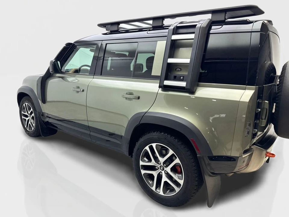 2023 Land Rover - Image 14 of 31
