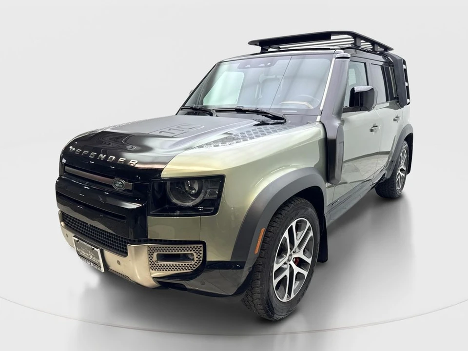 2023 Land Rover Defender L663 - Image 2 of 31