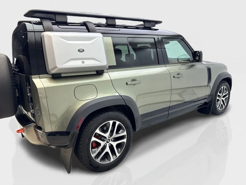 2023 Land Rover - Image 13 of 31