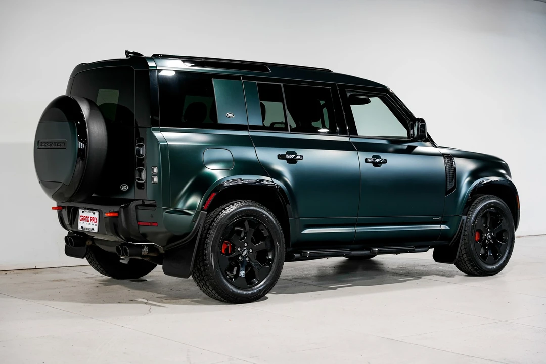 2023 Land Rover Defender L663 - Image 3 of 21