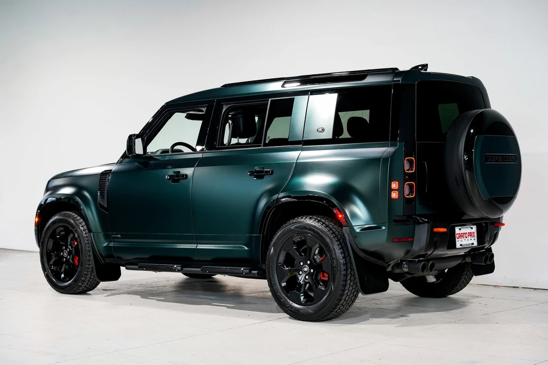 2023 Land Rover Defender L663 - Image 8 of 21