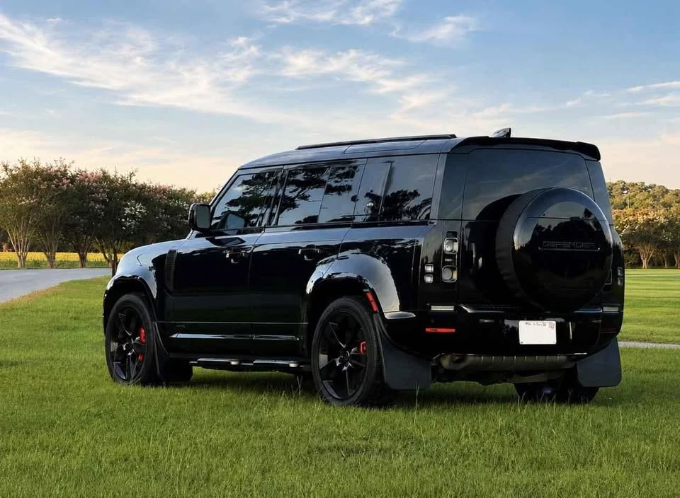 2023 Land Rover Defender L663 - Image 6 of 16