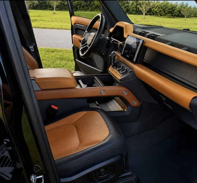 2023 Land Rover Defender L663 - Image 14 of 16